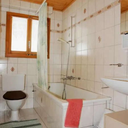 Baergblueemli 1- Og West Appartement-fewo- Dusche Oder Bad- Wc By Interhome